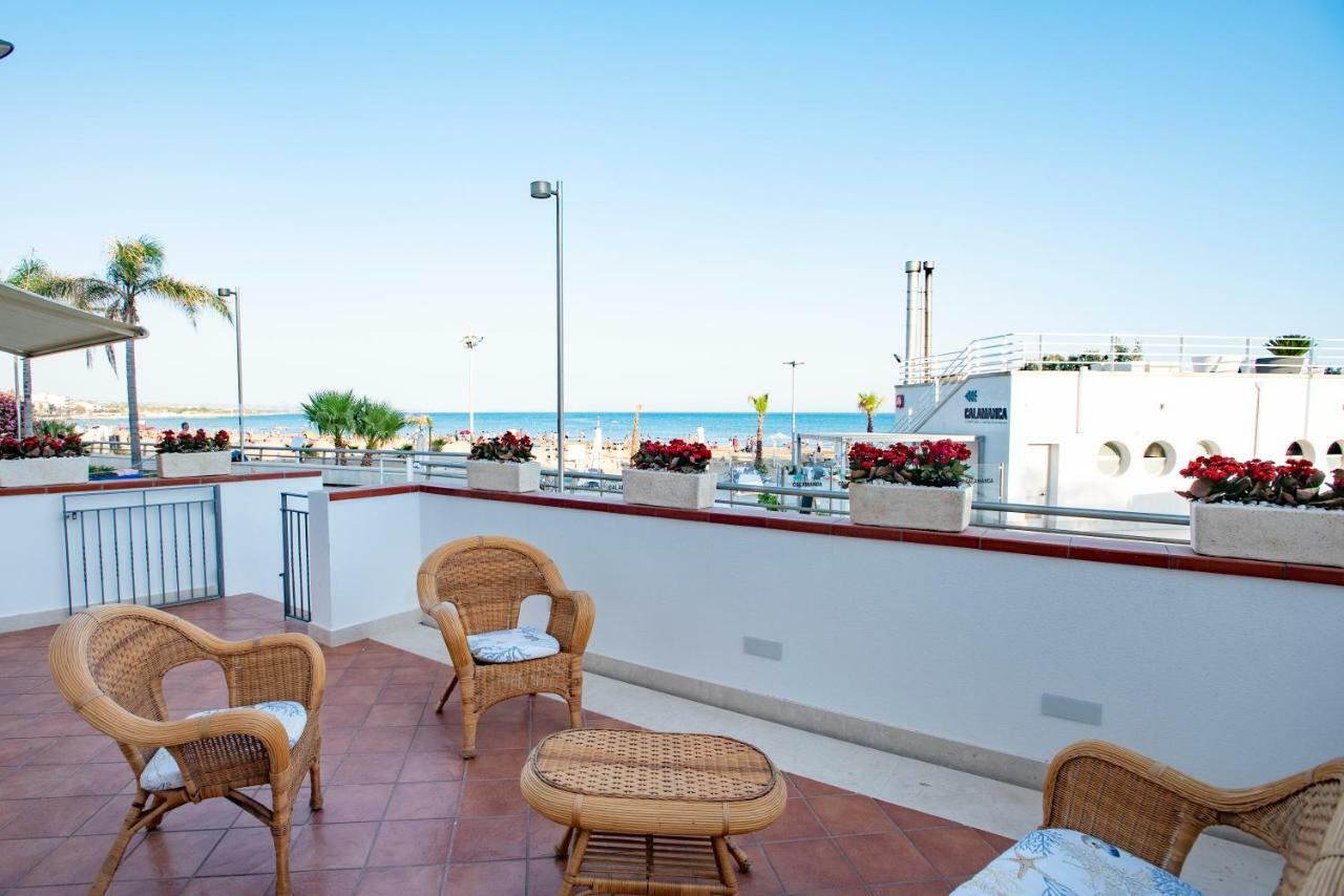 Delposto Marina Di Ragusa Exterior foto