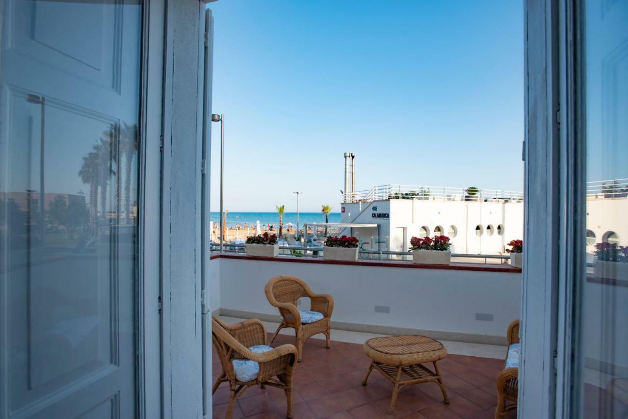 Delposto Marina Di Ragusa Exterior foto